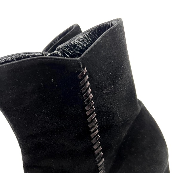 St. John Black Suede Ankle Bootie Size 10.5 Made in Italy EUC - Picture 5 of 13